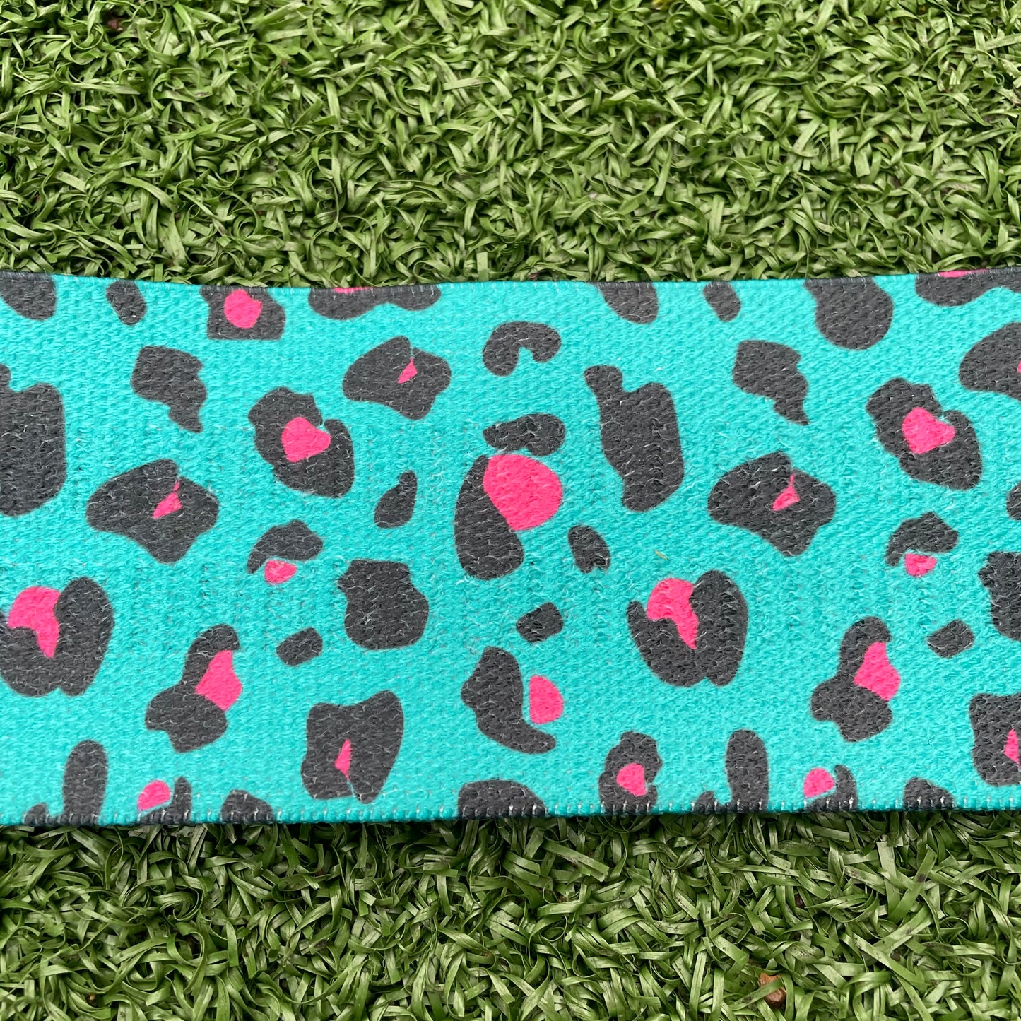 Booty Band Camo Happy