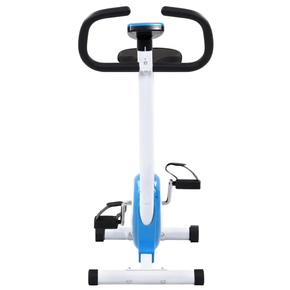 Hometrainer met stuur en pedalen, voornamelijk wit en blauw van kleur.