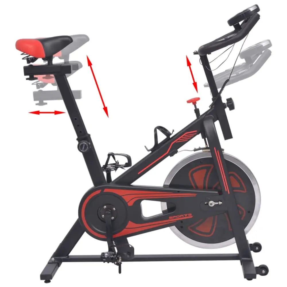 Hometrainer met rood en zwart kleurenschema.